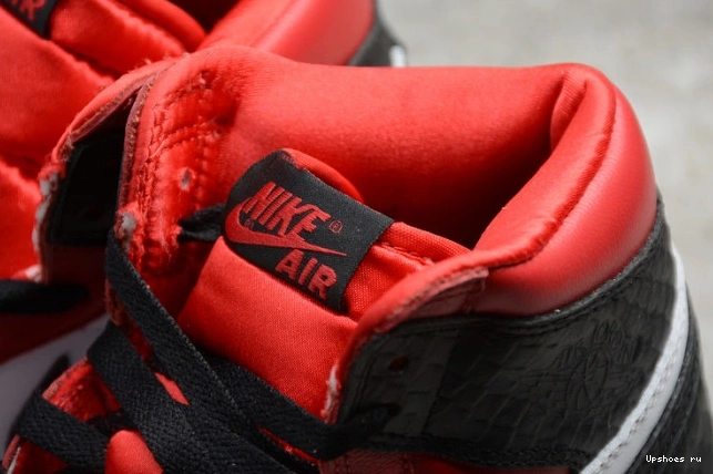 Satin Jordan High Retro CD0461-016 1 (W) Toe Black 0328